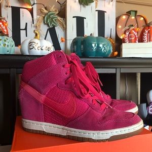 Nike- Dunk Sky High Wedges